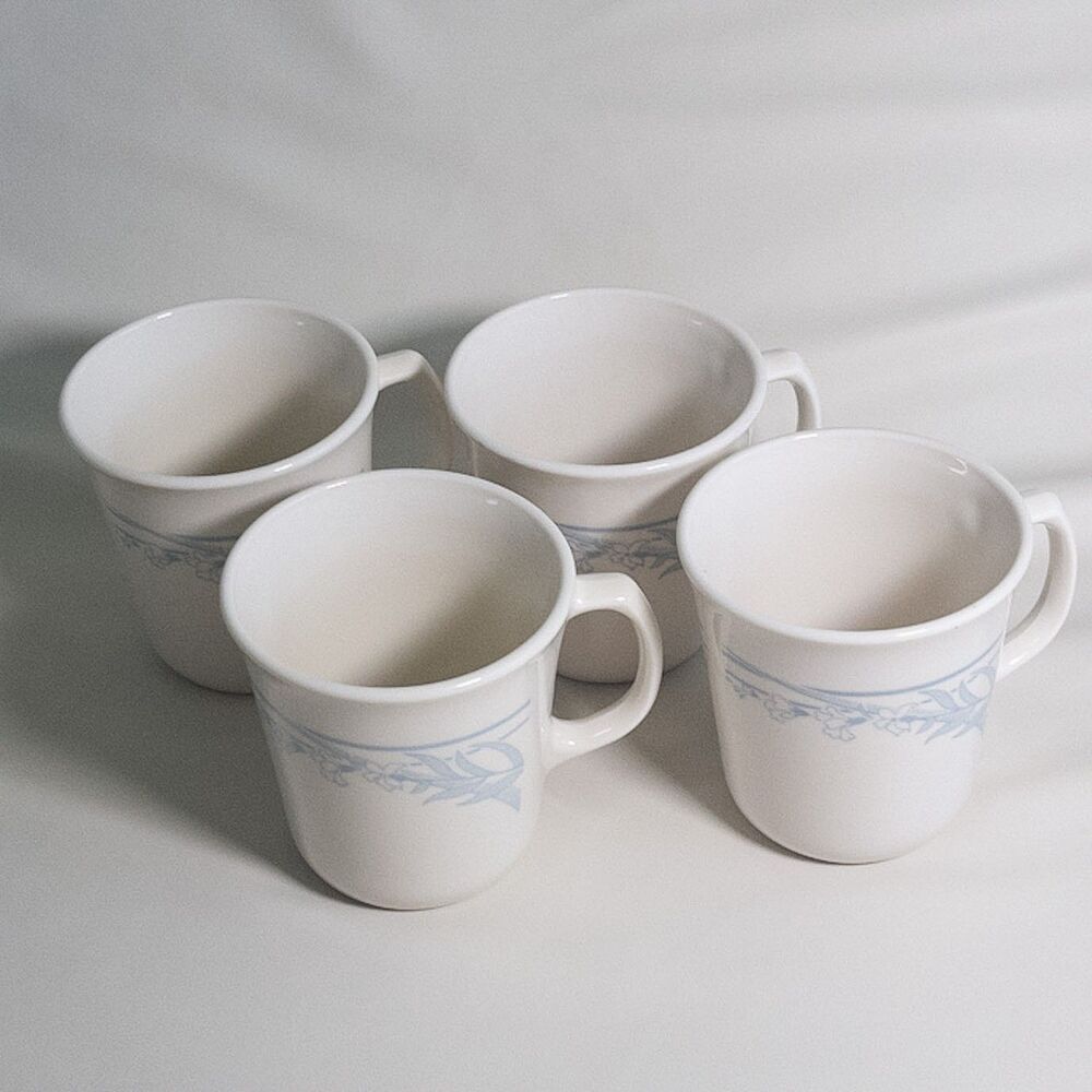 Vintage Corning Ware Corelle Blue Lily Mug Coffee Cups Set of 4